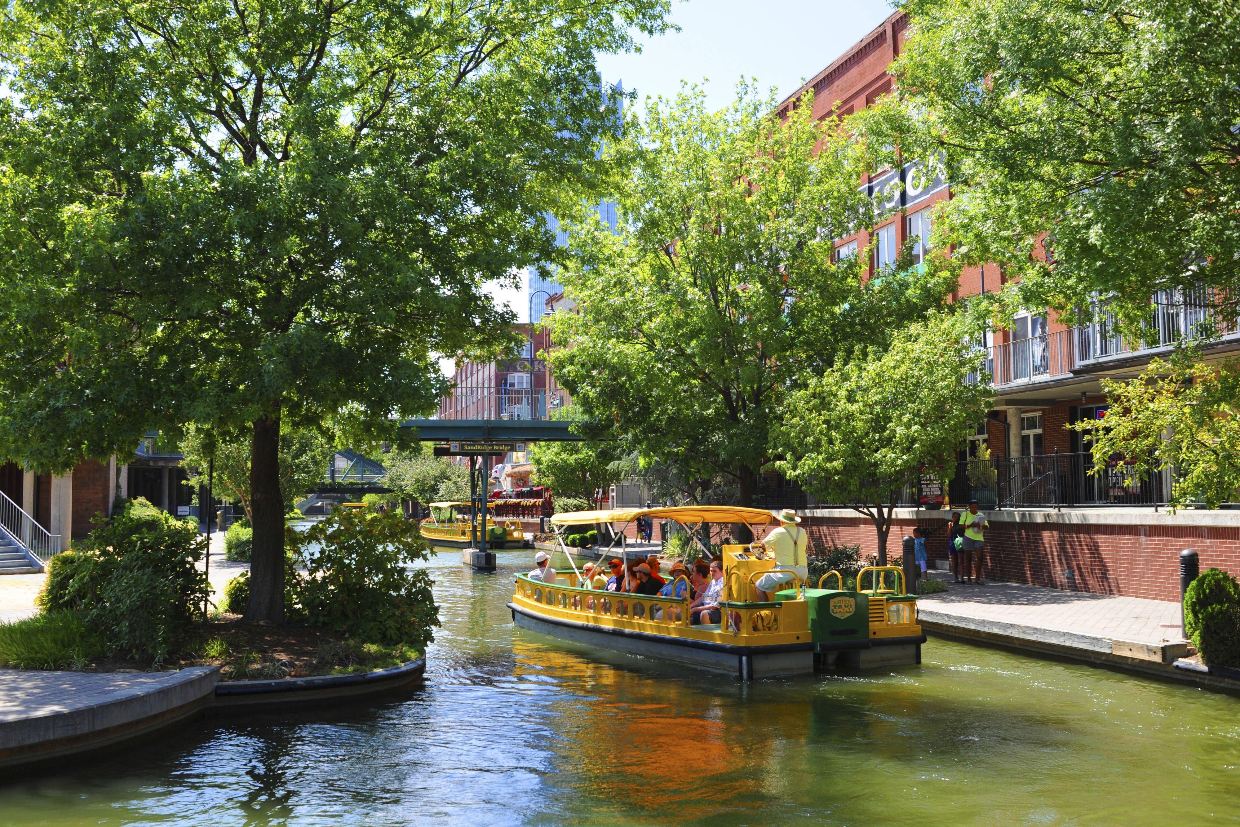 Holiday Inn Express & Suites Oklahoma City Downtown - Bricktown By Ihg Exterior foto